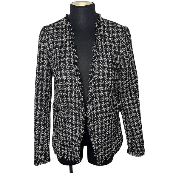 Halogen Blazer - Picture 3 of 9